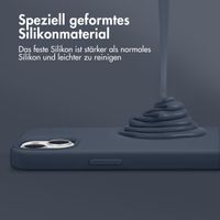 Accezz Liquid Silikoncase mit MagSafe für das iPhone 13 - Dunkelblau