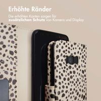 imoshion ﻿Design Klapphülle für das Samsung Galaxy S8 - Black And White Dots