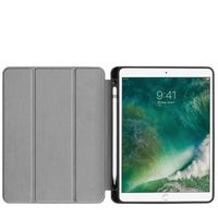 imoshion Design Trifold Klaphülle Apple iPad 6 (2018) 9.7 Zoll / iPad 5 (2017) 9.7 Zoll / Air 2 (2014)/Air 1 (2013) - Don't touch