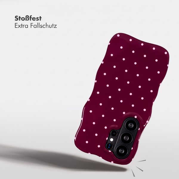 Selencia Vivid Wavy Backcover mit MagSafe Samsung Galaxy S26 Ultra - Happy Dots Burgundy