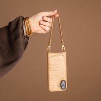 Selencia Nova Croco HandyHülle mit Kordel und Kartenhalter Apple iPhone 18 Pro Max / 17 Pro Max - Toasted Almond