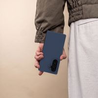 Accezz Liquid Silikoncase mit MagSafe Samsung Galaxy Z Fold 8 Ultra - Dunkelblau