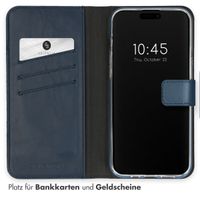 Selencia Echtleder Klapphülle für das iPhone 15 Pro Max - Blau