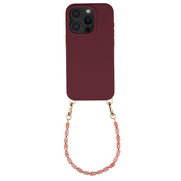 Selencia Rivièra MagSafe Backcover mit abnehmbaren Haken für das Apple iPhone 15 Pro - Bold Burgundy + Sorbet Pop Handykette - Pink
