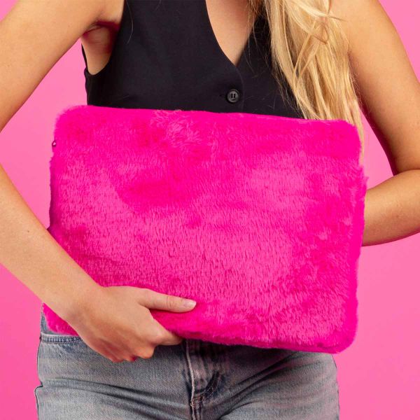 imoshion Fluffy Laptop Hülle 15-16 Zoll - Laptop Sleeve - Hot Pink