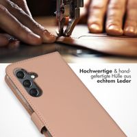 Selencia Echtleder Klapphülle für das Samsung Galaxy A25 (5G) - Dusty Pink