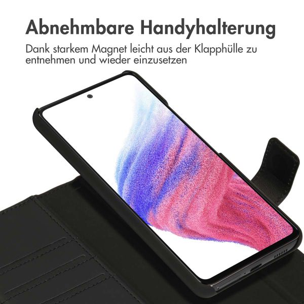 Accezz Premium Leather 2 in 1 Klapphülle für das Samsung Galaxy A53 - Schwarz