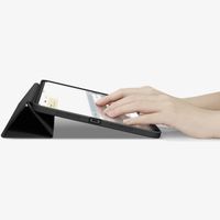 Spigen Urban Fit Klapphülle für das iPad Pro 11 (2024) M4 - Schwarz