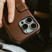 Nomad Modern Leather Folio Klapphülle Apple iPhone 16 Pro Max - Braun