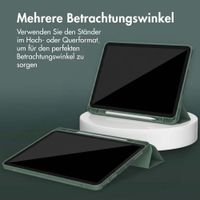 Accezz Smarte Klapphülle aus Silikon Apple iPad Air 11 Zoll (2026) M4 / (2025) M3 / (2024) M2 / Air 5 (2022) / Air 4 (2020) - Dunkelgrün