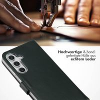Selencia Echtleder Klapphülle Samsung Galaxy S25 FE - Grün
