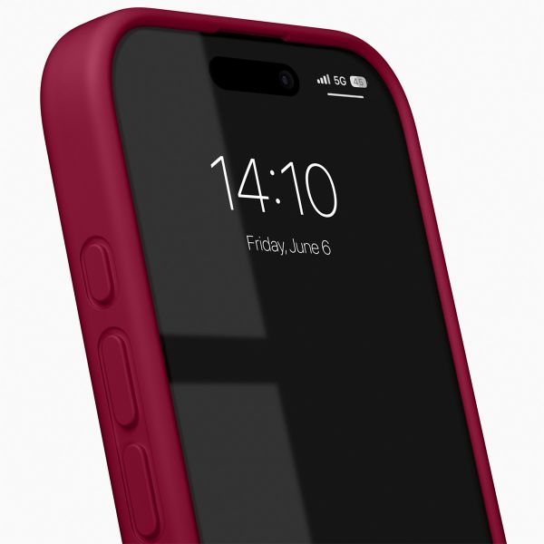 iDeal of Sweden Silikon Case für das Apple iPhone 16 - Cranberry