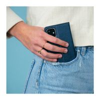 imoshion Luxuriöse Klapphülle Motorola Moto G8 Power - Dunkelblau