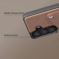 Selencia Riva Back Cover mit Kartenfach Samsung Galaxy S26 - Mocha Brown