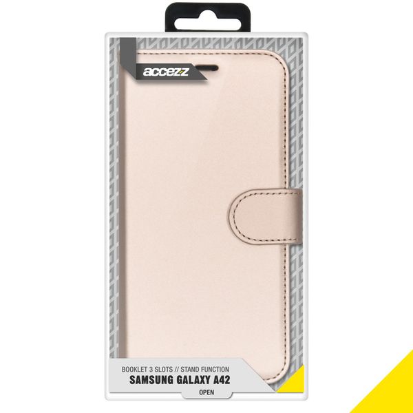 Accezz Wallet TPU Klapphülle Samsung Galaxy A42 - Gold