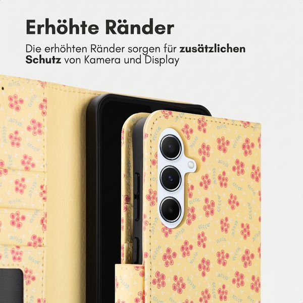 imoshion Design Klapphülle Samsung Galaxy A56 - Sunny Yellow Petite Flowers