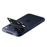 Spigen GLAStR EZ Fit Optik Kameraschutz für das Apple iPhone 17 Pro Max - Black