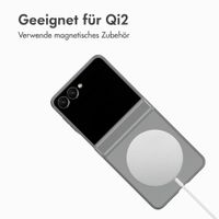 Accezz Color Backcover mit MagSafe und Ringständer Samsung Galaxy Z Flip 8 - Grau