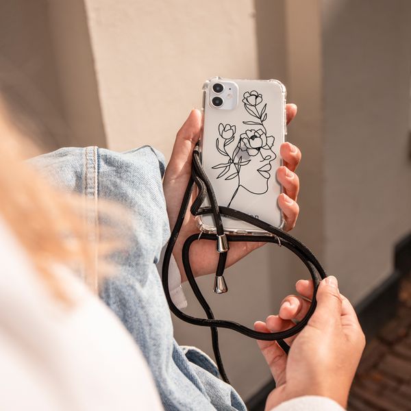 imoshion Design Hülle mit Band für das iPhone 8 Plus / 7 Plus - Woman Flower