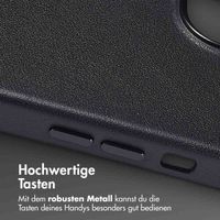 Accezz MagSafe Leather Backcover für das Apple iPhone 13 - Onyx Black