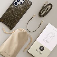 Selencia Nova Croco HandyHülle mit Kordel und Kartenhalter Samsung Galaxy S26 Ultra - Dark Olive