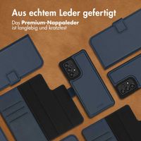 Accezz Premium Leather 2 in 1 Wallet Bookcase Samsung Galaxy A53 - Dunkelblau