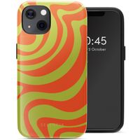 Selencia Vivid Tough Back Cover MagSafe für das iPhone 13 - Wavy Swirl Orange Fern