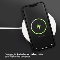 Accezz Liquid Silikoncase Apple iPhone 13 Pro - Schwarz