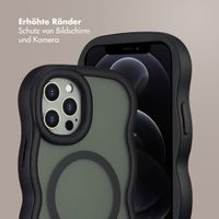 Selencia Wavy Backcover mit MagSafe Apple iPhone 12 (Pro) - Schwarz
