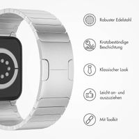 Selencia Gliederarmband aus Edelstahl für die Apple Watch Series 1 bis 10 / SE / Ultra (2) (44/45/46/49 mm) - Silber