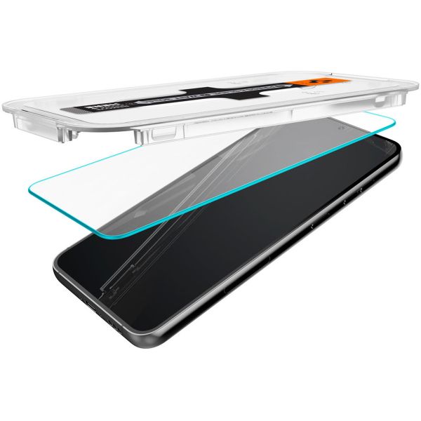 Spigen GLAStR Fit Displayschutzfolie + Applicator 2-pack für das Samsung Galaxy S23