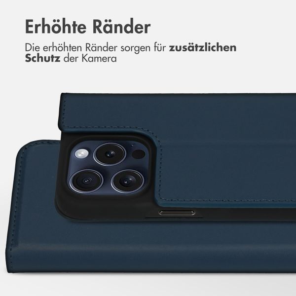 Accezz Premium Leather Slim Klapphülle Apple iPhone 15 Pro - Dunkelblau