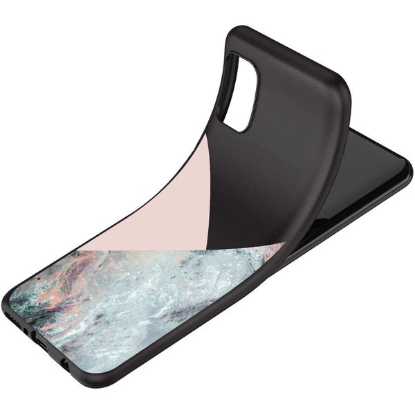 imoshion Design Hülle Samsung Galaxy A71 - Marmor - Rosa / Schwarz