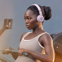 Beats Solo 4 kabellose Kopfhörer - Cloud Pink