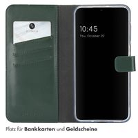 Selencia Echtleder Klapphülle Samsung Galaxy A16 - Grün