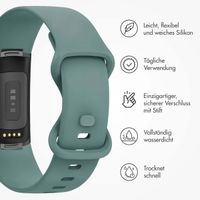 imoshion Silikonband für die Fitbit Charge 5 / Charge 6 - Größe L - Olive