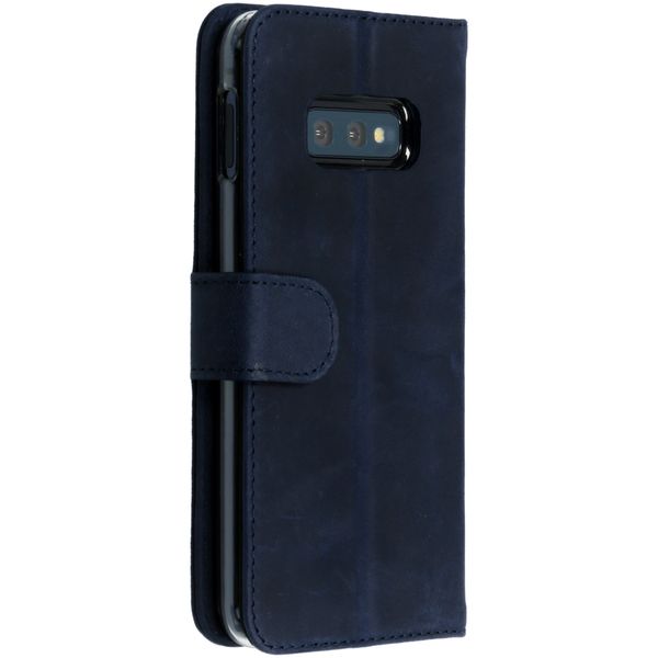 Valenta Klapphülle Classic Luxe Blau für Samsung Galaxy S10e