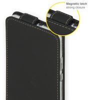 Accezz Flip Case Samsung Galaxy S22 - Schwarz