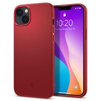 Spigen Thin Fit™ Hardcase für das iPhone 14 Plus - Rot