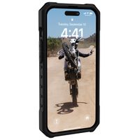 UAG Pathfinder Case MagSafe für das iPhone 14 Pro - Olive