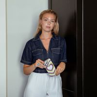 Selencia Vivid Rückabdeckung mit MagSafe Apple iPhone 15 Pro - Double Hearts Plum Fern