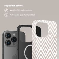 Selencia Vivid Tough Back Cover mit MagSafe für das iPhone 15 Pro - Beige Zigzag