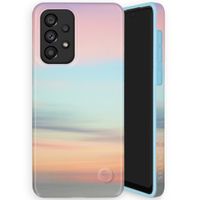 Selencia Aurora Fashion Back Case für das Samsung Galaxy A33 - ﻿Strapazierfähige Hülle - 100 % recycelt - Sky Sunset Multicolor