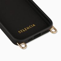 Selencia Rivièra MagSafe Backcover mit abnehmbaren Haken für das Apple iPhone 15 Pro - Velvet Black + Sleek Chain Handykette - Gold