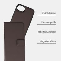 imoshion Herausnehmbare 2-in-1 Luxus-Bookcase Apple iPhone 17e / 16e - Braun