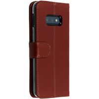 Valenta Klapphülle Classic Luxe Hellbraun für Samsung Galaxy S10e