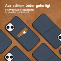 Accezz Premium Leather Card Slot Back Cover für das Apple iPhone 14 Plus - Dunkelblau