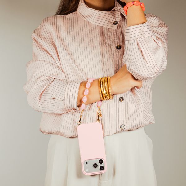 Selencia Rivièra Backcover mit MagSafe mit abnehmbaren Haken Apple iPhone SE (2022 / 2020) / 8 / 7 - Sorbet Pink