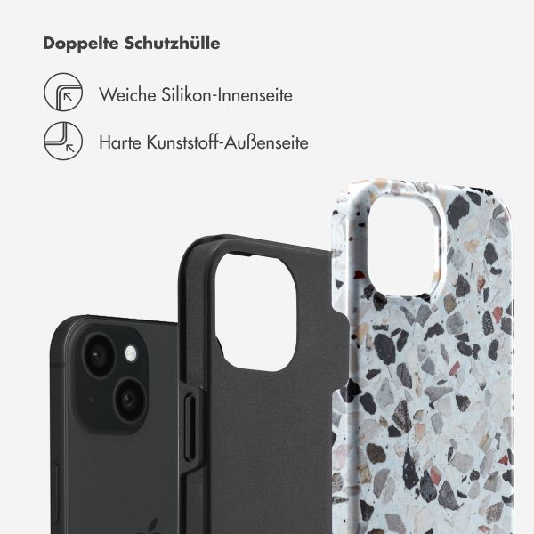 Selencia Vivid Tough Back Cover für das iPhone 15  - Chic Terazzo