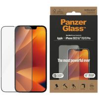 PanzerGlass Ultra-Wide Fit Antibakterieller Displayschutz mit Applikator für das Apple iPhone 14